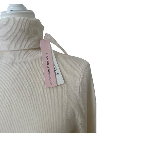 Aqua Cashmere Cutout Turtleneck Sweater | Size L | Ivory | NWT - Picture 4 of 9
